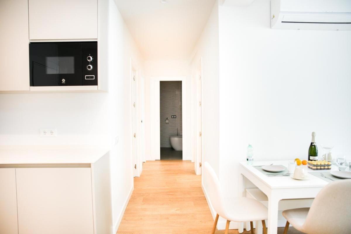 Family Apartment In The Malaga City Center Екстер'єр фото