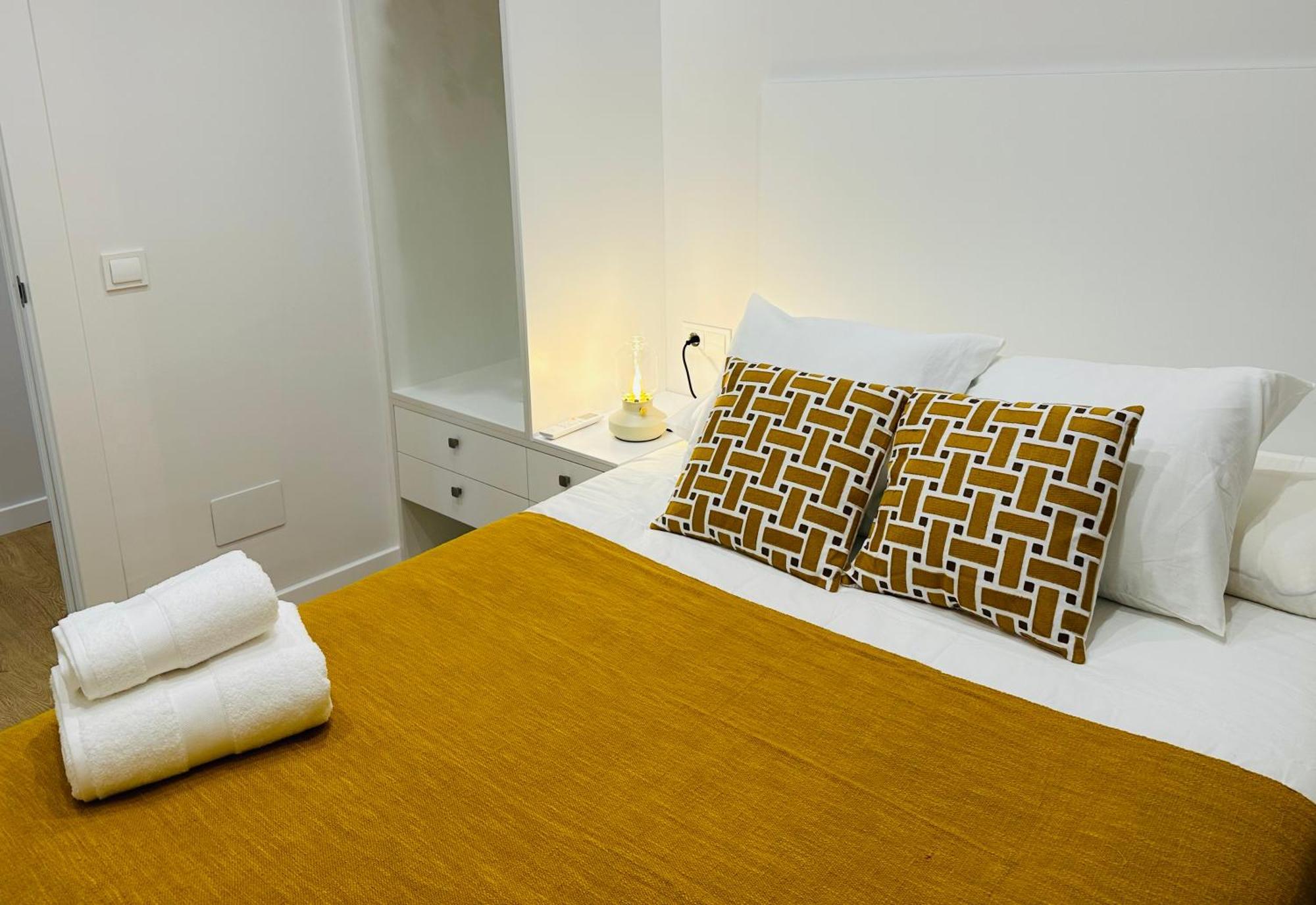 Family Apartment In The Malaga City Center Екстер'єр фото